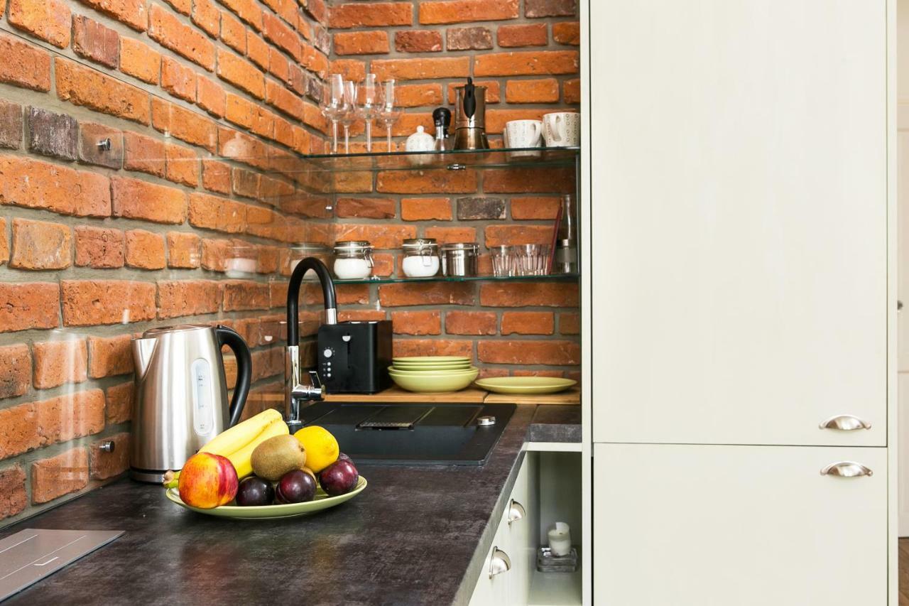 Old Town Brigue Apartment By Otium クラクフ エクステリア 写真